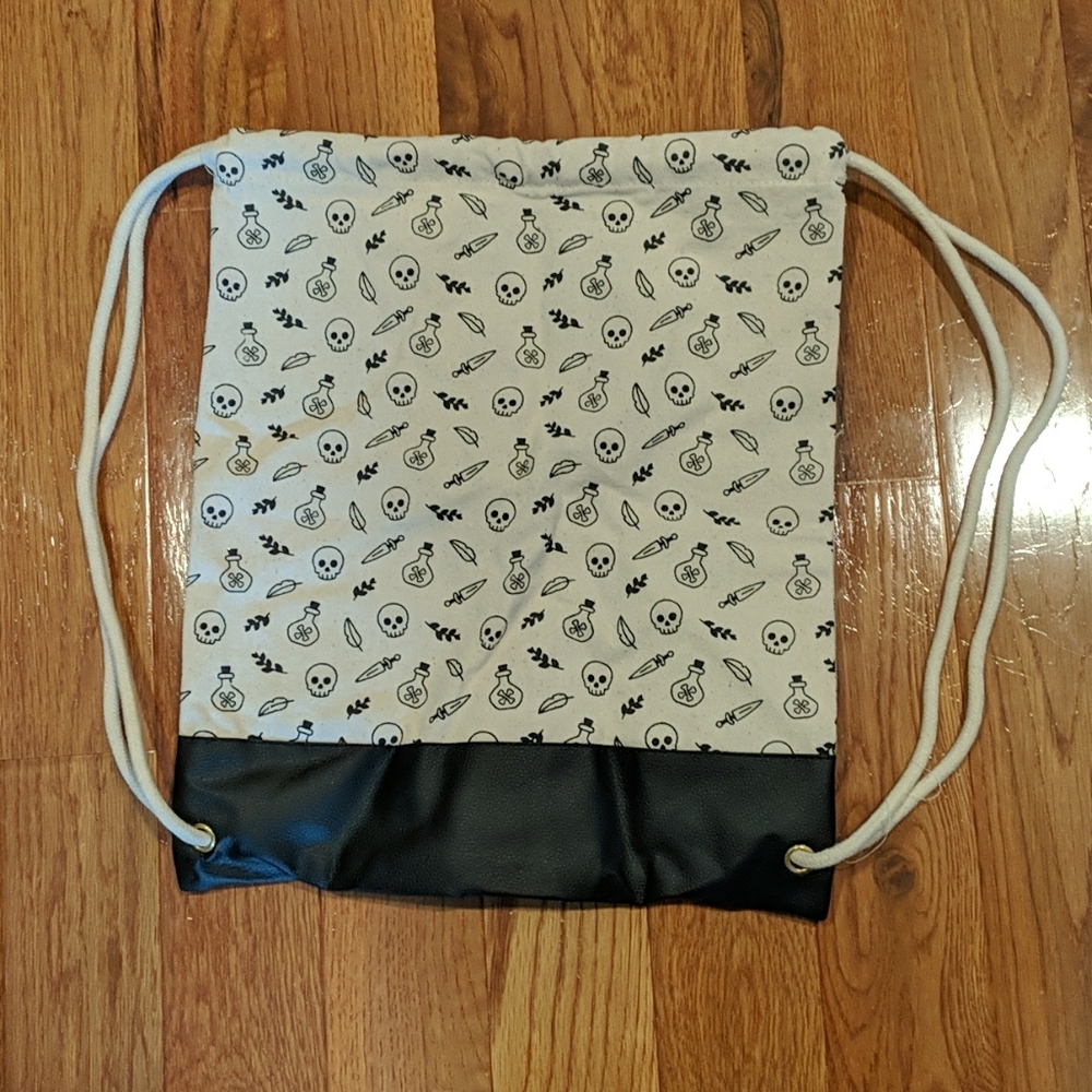 Owlcrate skull bag